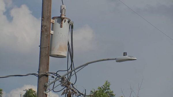 ‘It’s hard to say’: CenterPoint still waiting on exact timeline for power restoration