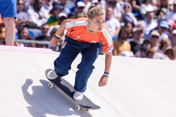 Roos Zwetsloot Says Her Dad Is ‘Happy He Has a Pacemaker’ When Watching Her Skateboard in Olympics (Exclusive)