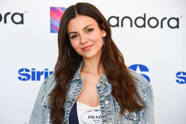 Victoria Justice Confirms Fan’s Old Signed Photo of Her Is Real After Years of Doubt: ‘Always Trust Your Mom’