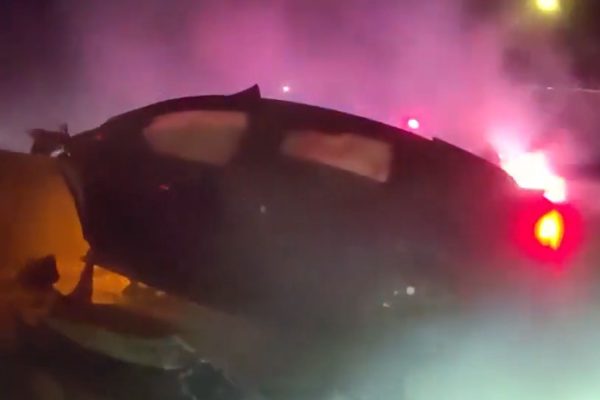 Texas Police Officer Rescues Man from Burning Car: ‘I’m Not Going to Let This Guy Die on Me’