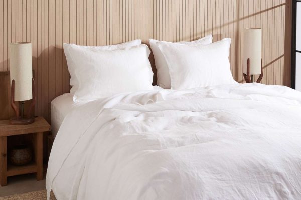 Parachute’s Cooling Sheets and Duvets Have Double Discounts, but Only for a Few More Days