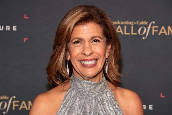 Hoda Kotb Tearfully Signs Off as Today Co-Anchor: ‘From the Bottom of My Heart, Thank You’