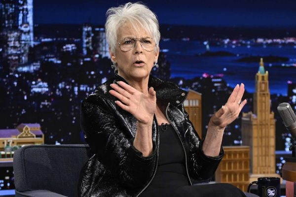 Jamie Lee Curtis Breaks Down While Talking About ‘Horrific’ L.A. Fires: ‘This Is Literally Where I Live’