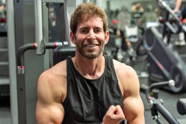 Tarek El Moussa Shows Off Flex Appeal in Gym Pic: See His Intense Workout!