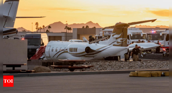 Motley Crue lead singer Vince Neil’s plane rams into parked jet at Arizona’s Scottsdale Airport – The Times of India